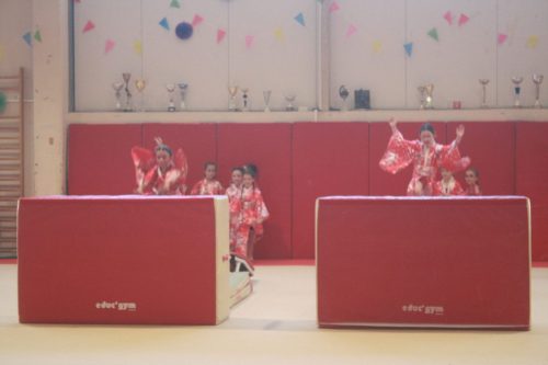 AGLM77
